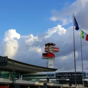 airport transfer Airport pickup drop-off