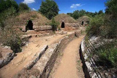 Tarquinia Cerveteri tour etruschi civilization